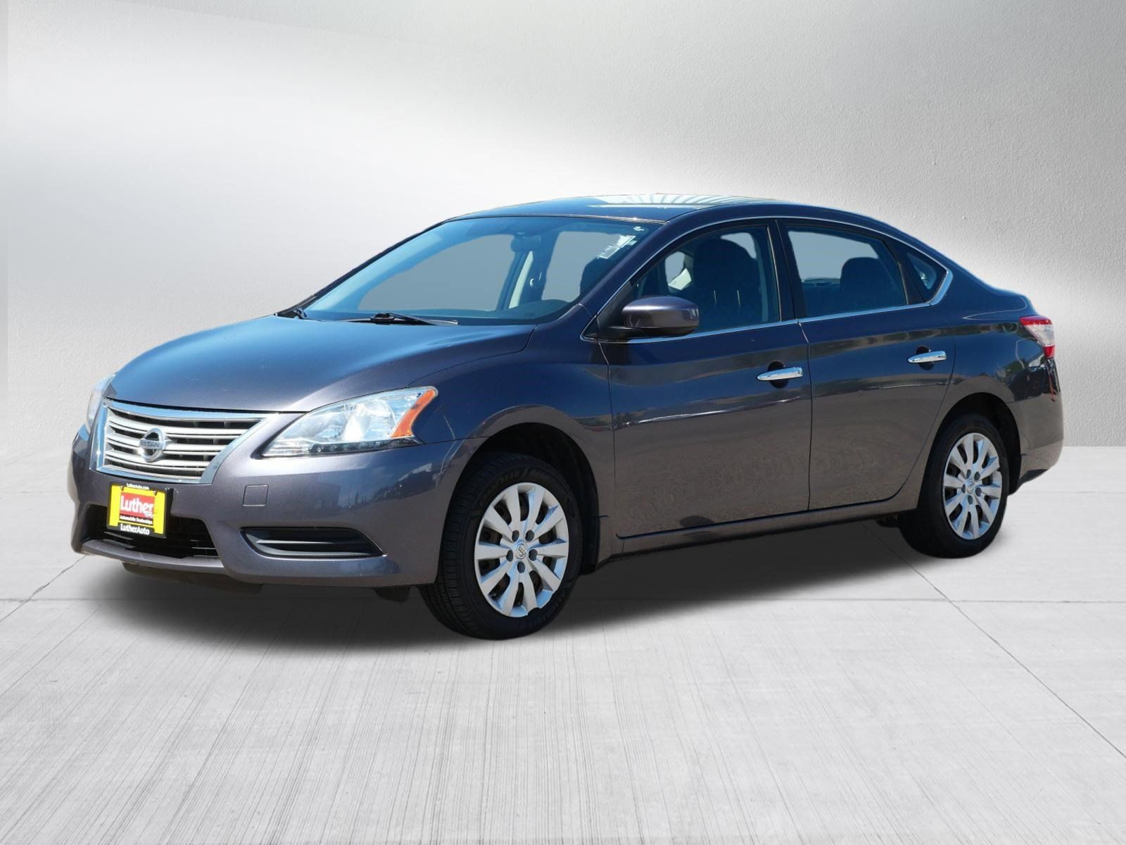 Used 2015 Nissan Sentra SV FWD image 3