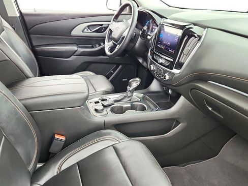 Used 2021 Chevrolet Traverse RS FWD image 34