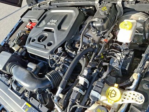 Used 2021 Jeep Wrangler Unlimited Sport S image 27