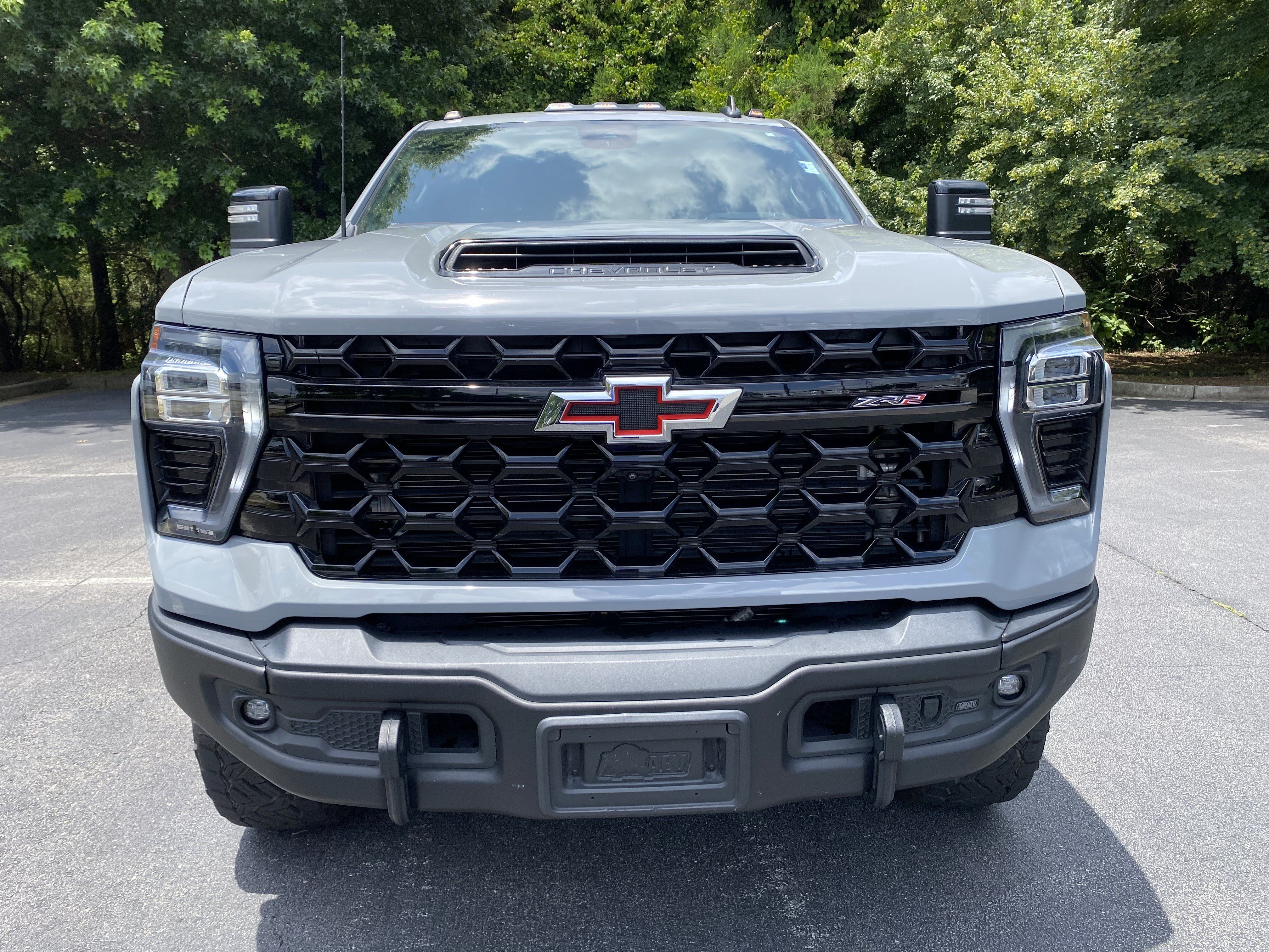 Used 2024 Chevrolet Silverado 2500 ZR2 w/ ZR2 Bison Edition AWD/4WD image 3