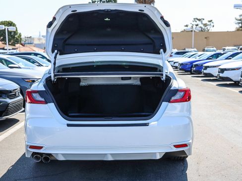 Used 2025 Toyota Camry XSE FWD image 25