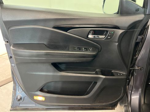 Used 2020 Honda Passport Touring image 16