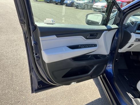 Used 2020 Honda Odyssey EX image 15