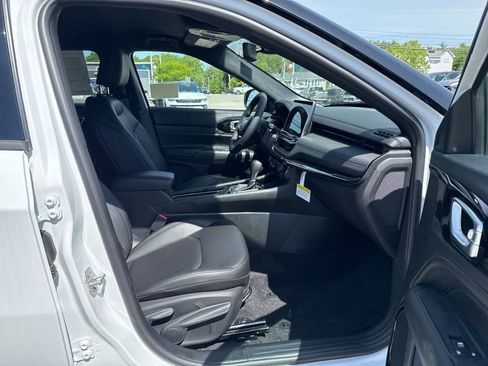 New 2026 Jeep Compass Limited AWD/4WD image 23