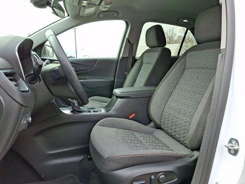 Used 2023 Chevrolet Equinox LT image 14