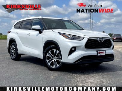 Used 2022 Toyota Highlander XLE