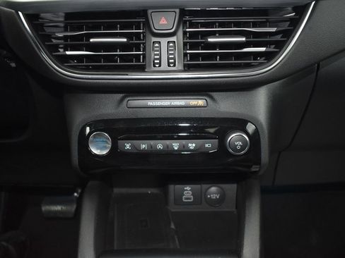 Used 2024 Ford Escape Platinum image 14