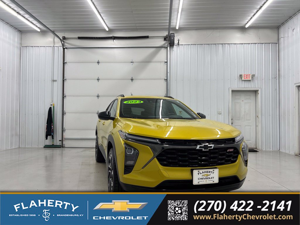 Used 2024 Chevrolet Trax RS w/ Driver Confidence Package FWD 360° Tour