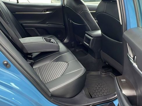 Used 2023 Toyota Camry SE image 13