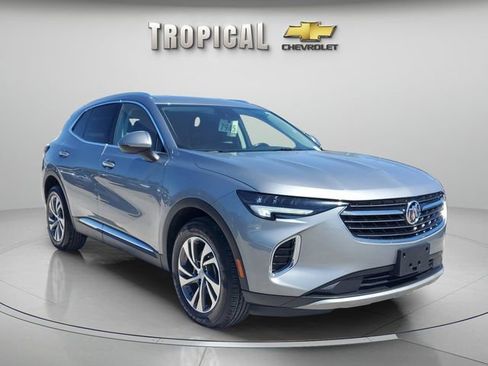 Used 2023 Buick Envision Essence image 3