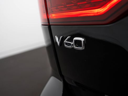 Used 2024 Volvo V60 T8 Polestar AWD/4WD image 22
