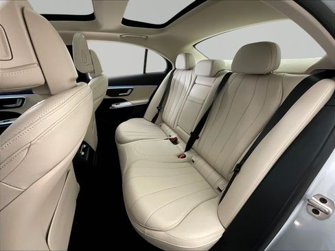 Used 2025 Mercedes-Benz E 350 Sedan w/ Driver Assistance Package image 22