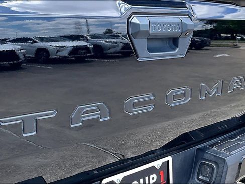 Used 2024 Toyota Tacoma SR5 RWD image 29