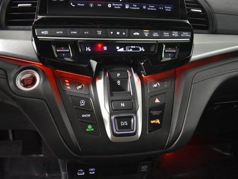 Used 2025 Honda Odyssey Sport-L image 24