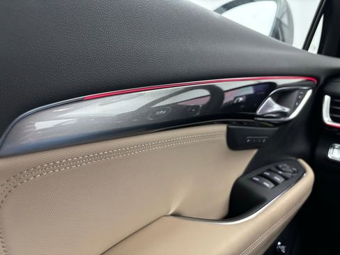 New 2025 Buick Envision Preferred image 23