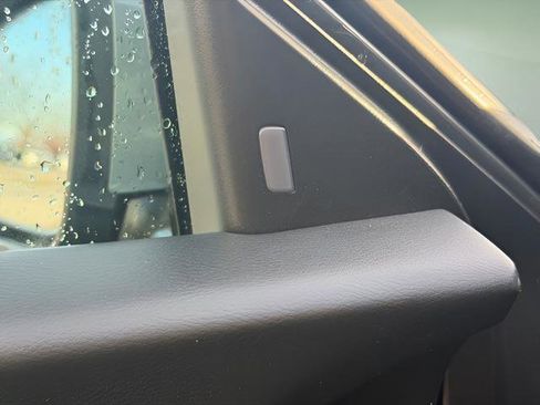 Used 2024 Nissan Sentra SV image 16