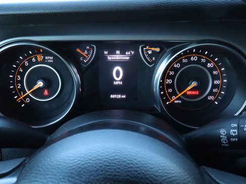 Used 2021 Jeep Wrangler Sport image 28