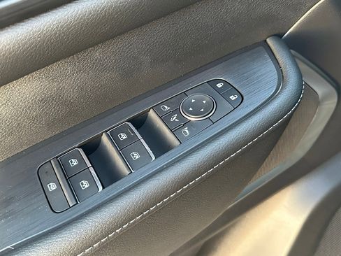 New 2025 Nissan Armada Platinum Reserve image 22