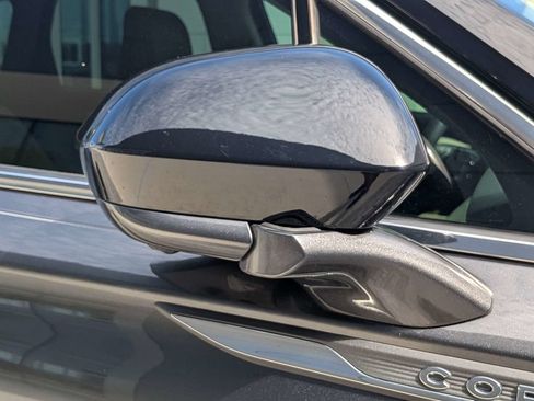 Certified 2020 Lincoln Corsair FWD image 11