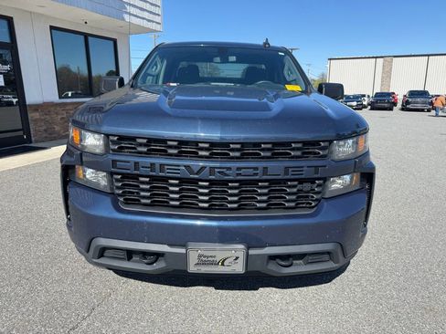 Used 2021 Chevrolet Silverado 1500 Custom w/ LPO, Dark Essentials Package image 10
