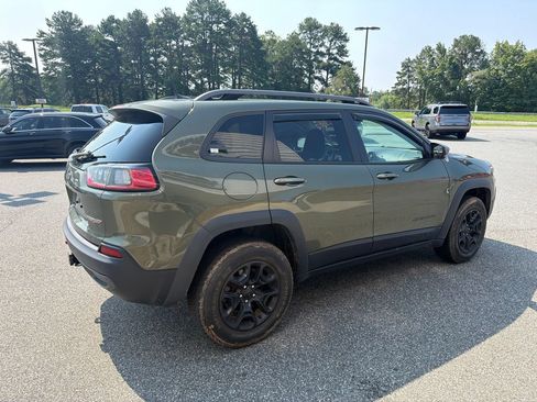 Used 2020 Jeep Cherokee Trailhawk w/ Comfort/Convenience Group AWD/4WD image 8