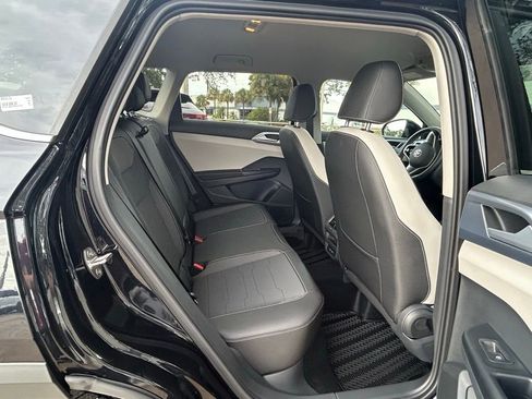 New 2026 Volkswagen Taos SE FWD image 49