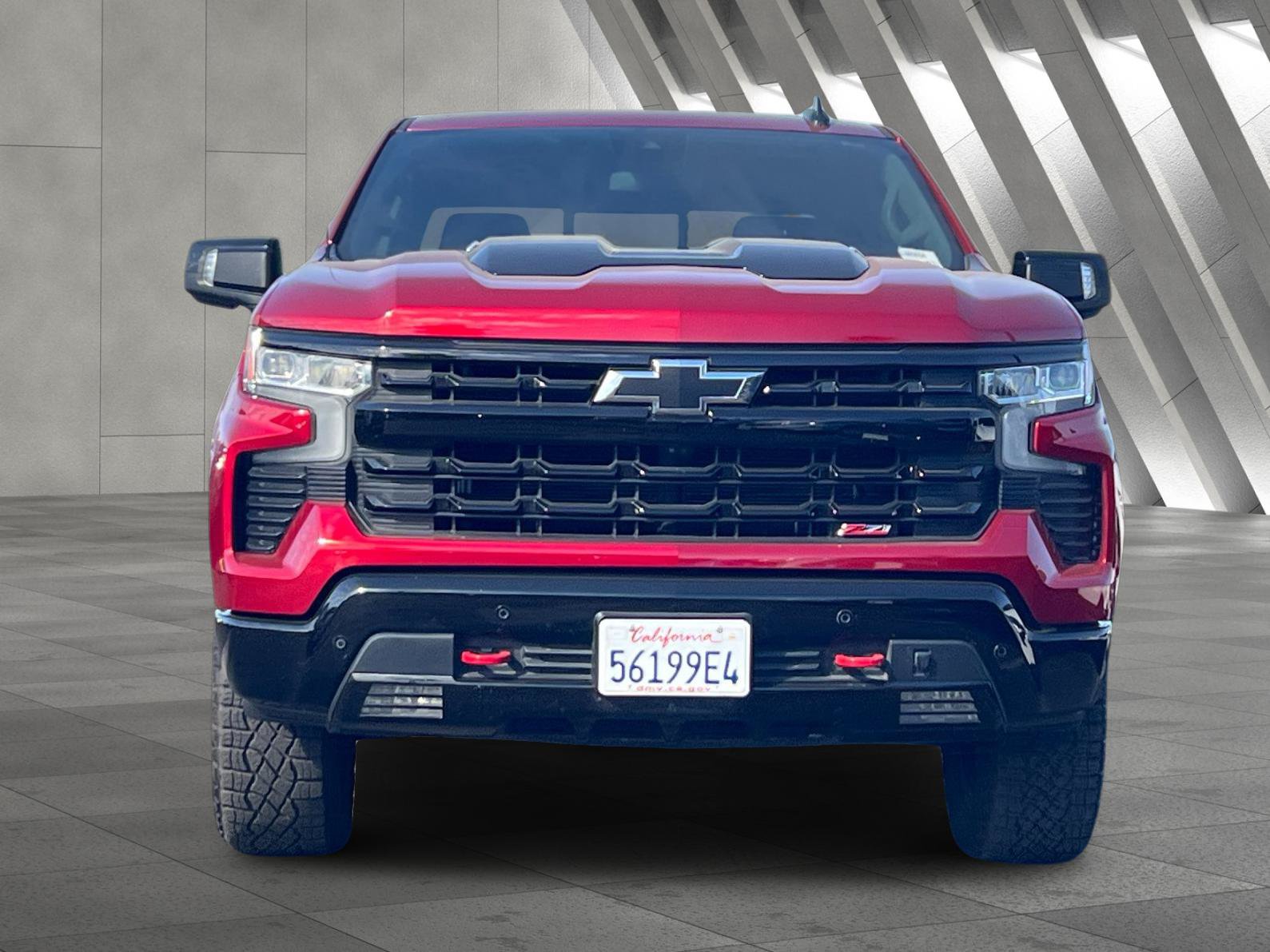 Used 2025 Chevrolet Silverado 1500 LT Trail Boss w/ LT Trail Boss Premium Package AWD/4WD image 9