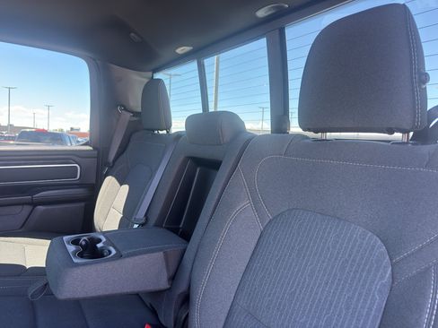 Used 2022 RAM 1500 Big Horn AWD/4WD image 34