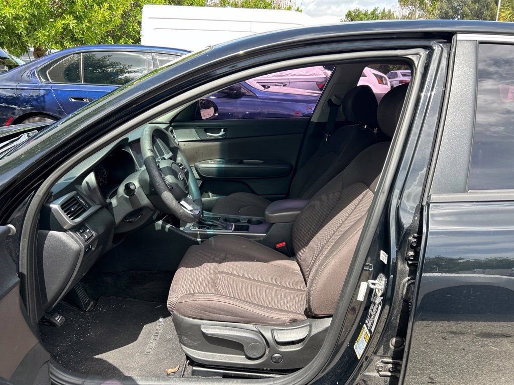 Used 2020 Kia Optima LX FWD image 15