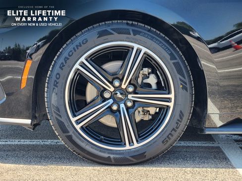 Used 2024 Ford Mustang Coupe RWD image 8
