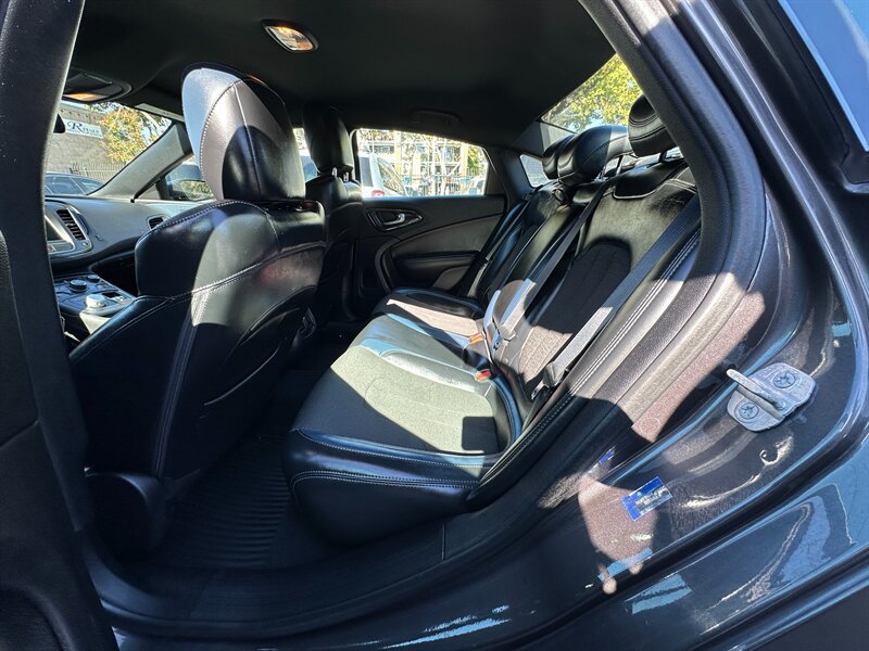 Used 2015 Chrysler 200 S w/ Navigation & Sound Group I FWD image 18