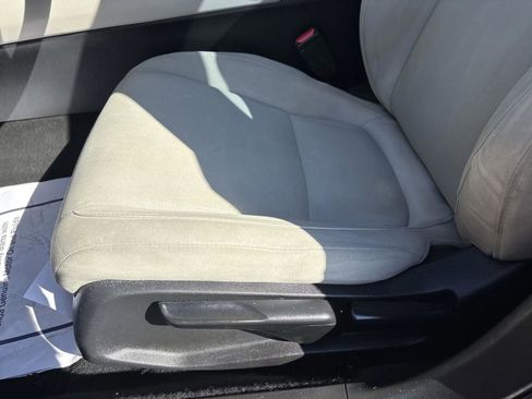 Used 2019 Honda Accord LX image 15