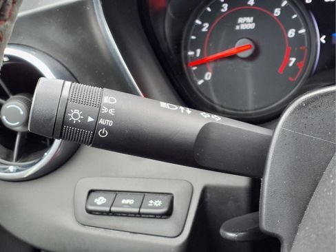 Used 2019 Chevrolet Camaro ZL1 RWD image 23