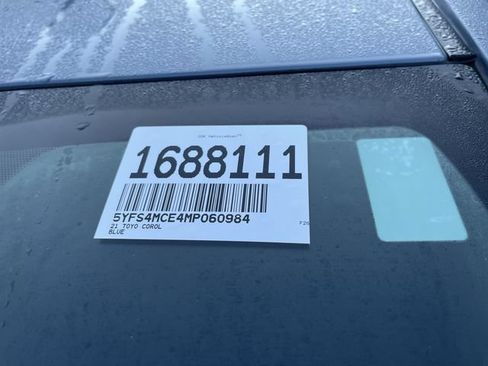 Certified 2021 Toyota Corolla SE FWD image 3