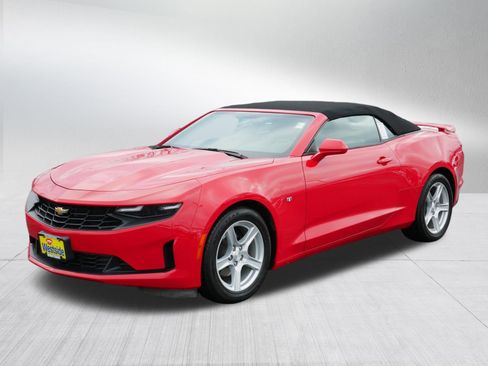 Used 2022 Chevrolet Camaro LT image 3