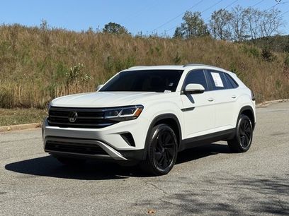 Used 2023 Volkswagen Atlas Cross Sport SE w/ Panoramic Sunroof Package