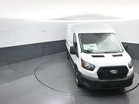 New 2026 Ford Transit 250 148 Medium Roof image 17