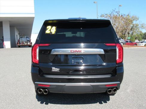 Used 2024 GMC Yukon Denali w/ Advanced Technology Package image 5