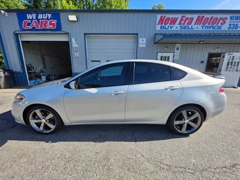 Used 2013 Dodge Dart SXT FWD image 8