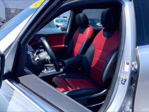 Certified 2023 Mercedes-Benz GLB 250 4MATIC image 6