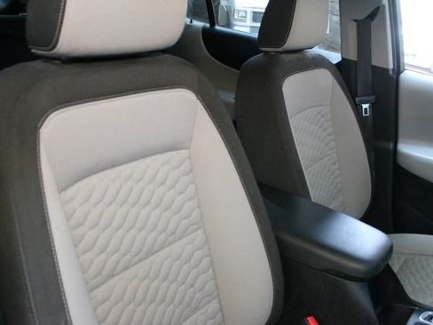 Used 2019 Chevrolet Equinox LS w/ LS Convenience Package FWD image 11