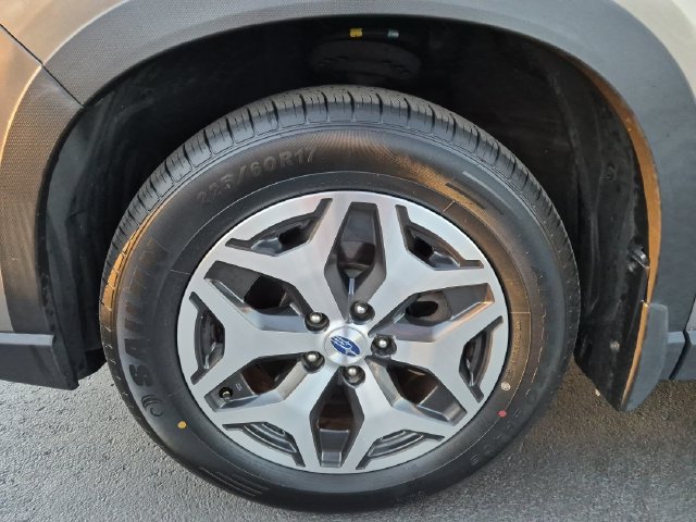 Used 2020 Subaru Forester Premium AWD/4WD image 20