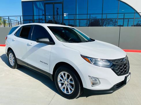 Used 2018 Chevrolet Equinox LS w/ LPO, Blackout Package image 1