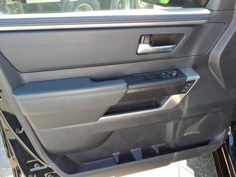 Certified 2024 Toyota Sequoia Platinum AWD/4WD image 23