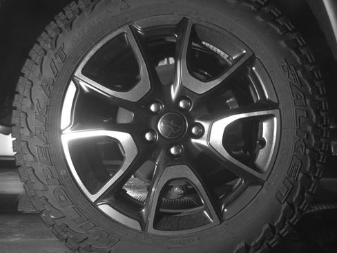 Used 2025 Jeep Compass Trailhawk image 12