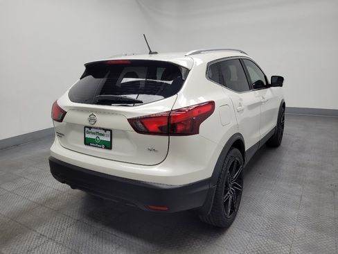 Used 2017 Nissan Rogue Sport SL FWD image 9