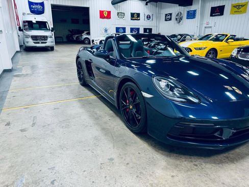 Used 2019 Porsche 718 Boxster GTS RWD image 21