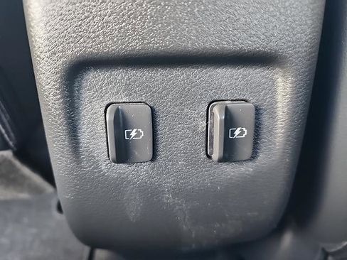 Certified 2022 Nissan Kicks SR w/ Premium Package image 24