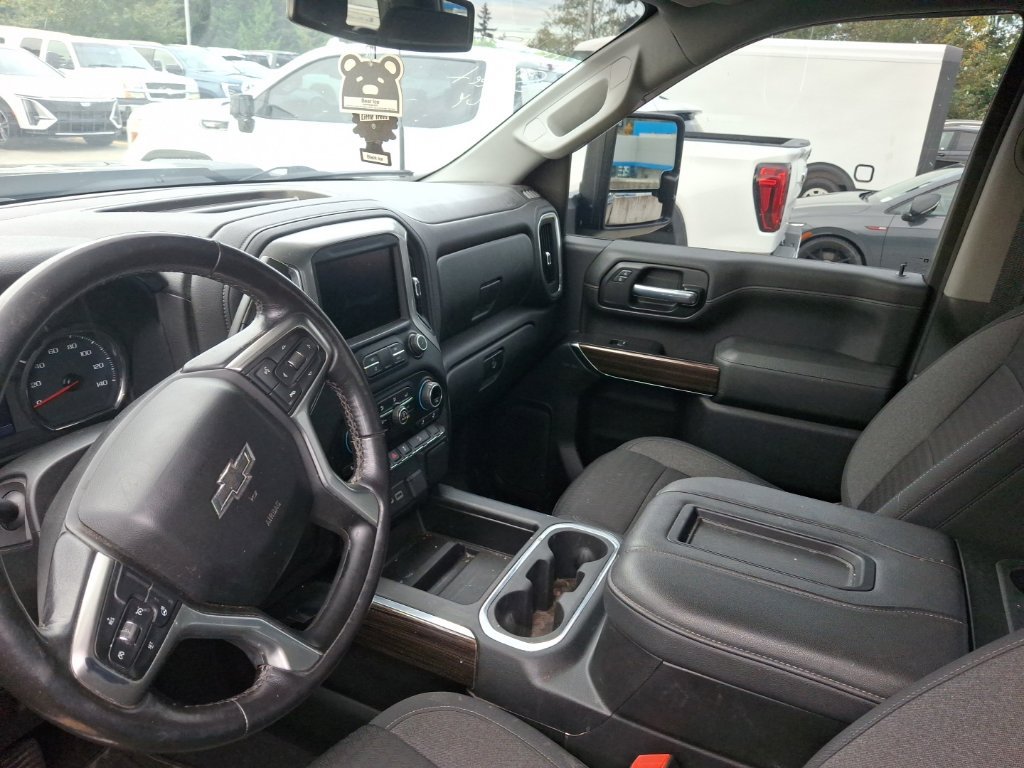 Used 2021 Chevrolet Silverado 2500 LT w/ Midnight Edition AWD/4WD image 12