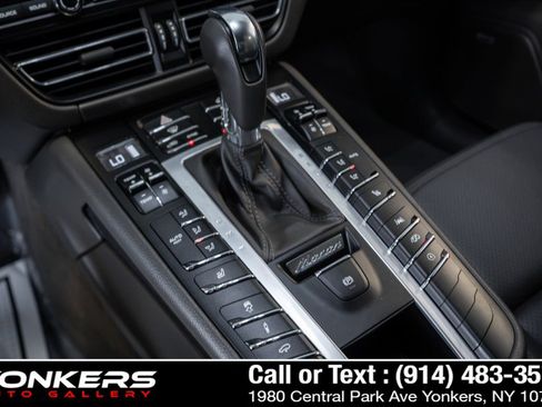 Used 2020 Porsche Macan GTS AWD/4WD image 53